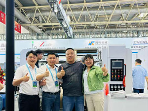 ���λᡤj9�й��ٷ���վ-��ҳ��е������ӡչ�����ʣ�����ֽ��ӡˢ��ҵ�³���